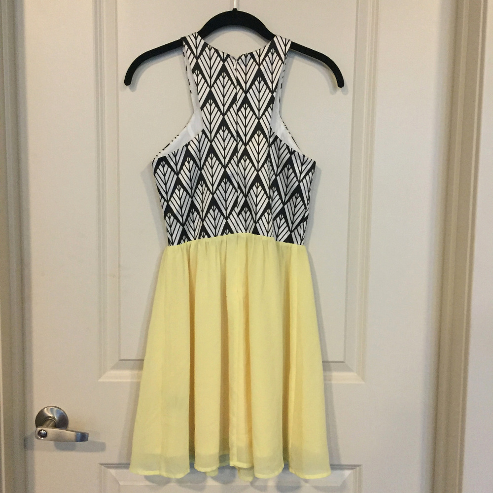 Lulu's Racerback Patterned Mini Dress - Picture 5 of 7